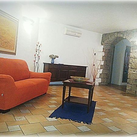 Sardegna Casa A 250 Metri Dal Mare Con Piscina Appartement Olbia Buitenkant foto